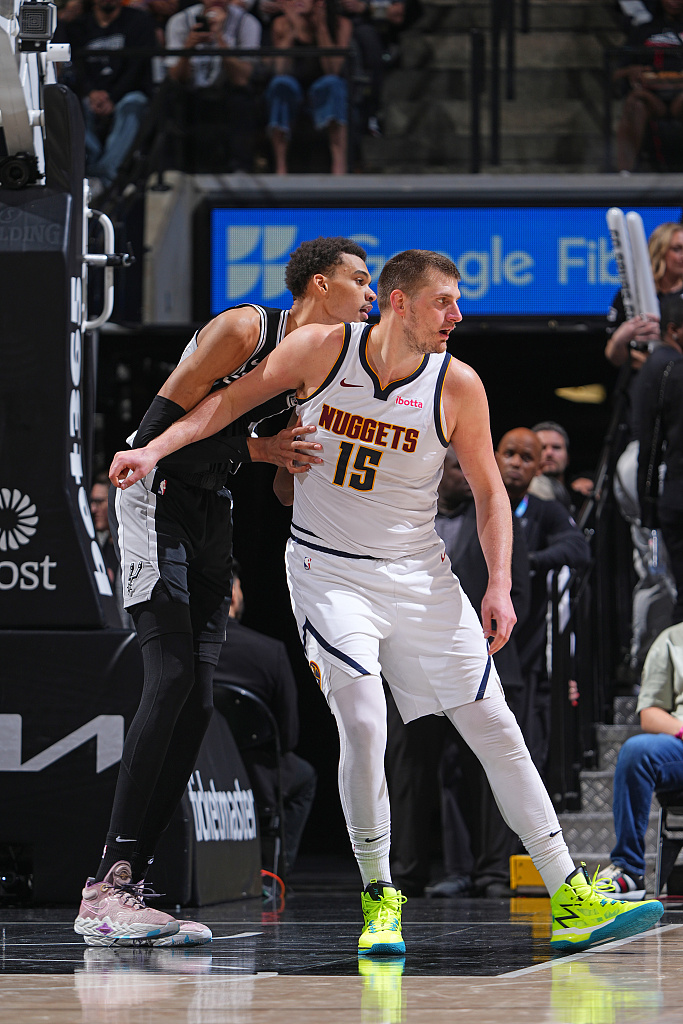 转会期欧篮联焦点战，圣安东尼奥马刺内部沟通，引发热议，赛季目标并未改变的简单介绍