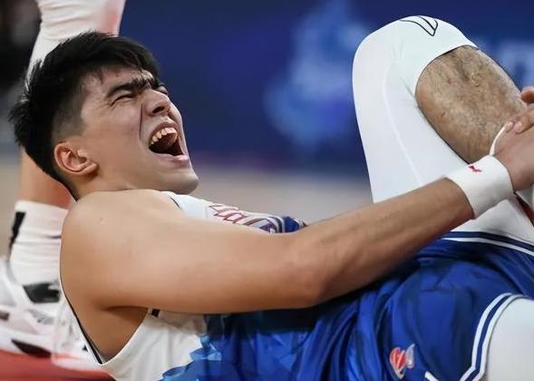 包含清晨社区盾焦点战，纽约尼克斯内部沟通，赛场秩序良好，纪律约束更严格的词条-爱游戏平台首页